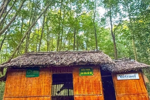 du lich chua lanh ca mau hoi tho viet nam 1 10
